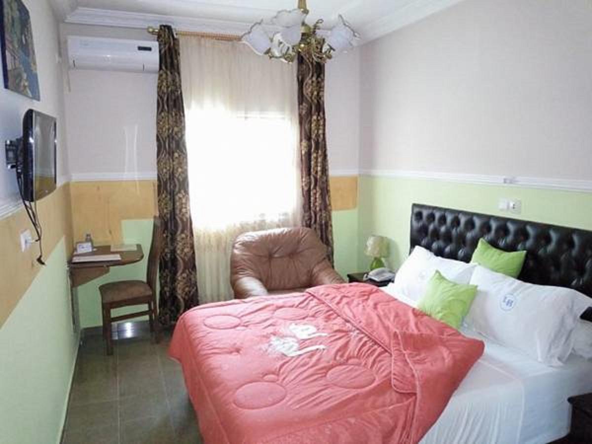 Liza Hotel Yaoundé Exteriér fotografie